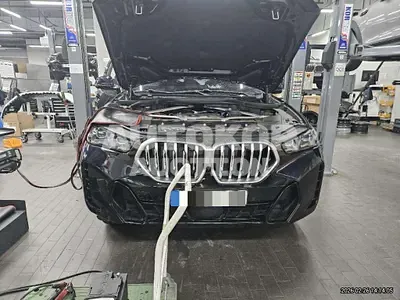 2025, BMW / X6, 27240 км., hybrid