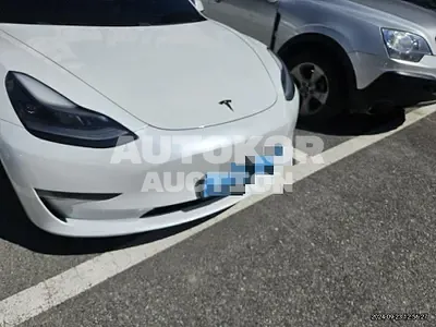 2021, Tesla / Model 3, 77000 км., electric