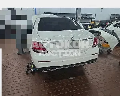 2020, Mercedes-Benz / E 300, 59449 км., gas, 1991 куб.см.