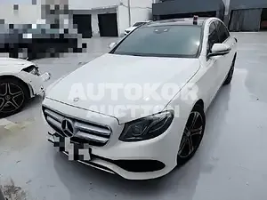 2016, Mercedes-Benz / E 300, 78364 км., gas, 1991 куб.см.