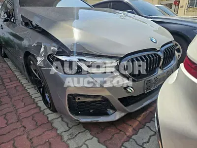 2022, BMW / 523, 98375 км., diesel