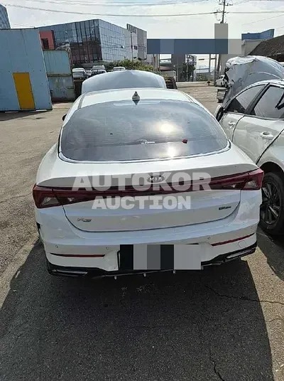 2021, Kia / K5, 80000 км., hybrid, 2000 куб.см.