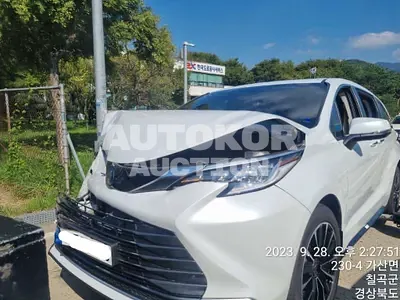 2023, Toyota / Sienna, VIN: 5TDGSKFC6PS080305, hybrid