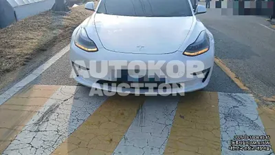 2022, Tesla / Model 3, 90000 км., electric