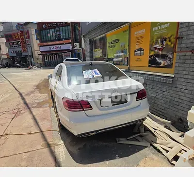 2016, Mercedes-Benz / e300, 63269 км., gas