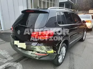 2015, Volkswagen / Tiguan, VIN: WVGZZZ5NZGW010119, 130178 км., diesel