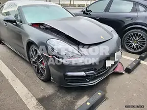 2019, Porsche / Panamera, VIN: WP0AG2975KL139554, 22986 км., gas