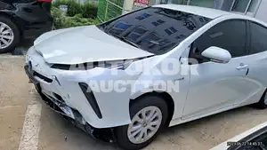 2022, Toyota / Prius, VIN: JTDKAMFU7N3182843, 6570 км., hybrid