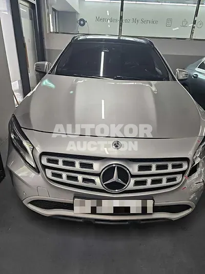 2018, Mercedes-Benz / GLA 220, 74702 км., gas