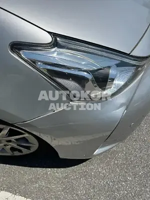 2015, Toyota / Prius v, unknown