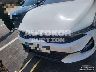 2021, BMW / B5, gas