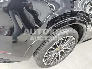 2021, Porsche / Cayenne, unknown