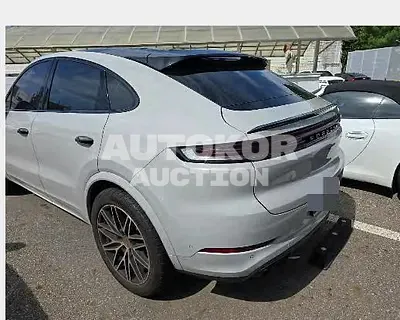2024, Porsche / Cayenne, 45905 км., gas, 2995 куб.см.