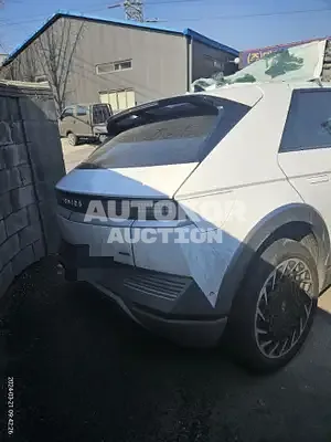 2023, Hyundai / Ioniq, VIN: KMHKR81FPRU244762, 5000 км., electric