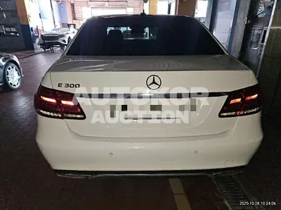 2015, Mercedes-Benz / E 300, 112521 км., gas
