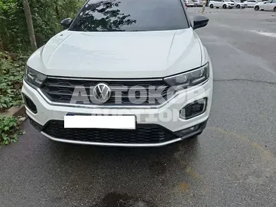 2022, Volkswagen / T-Roc, VIN: WVGZZZA1ZNV037450, 5913 км., diesel