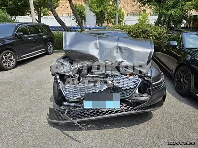 2023, Genesis / G80, 20000 км., electric