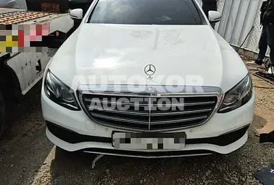 2017, Mercedes-Benz / e220, 140000 км., diesel