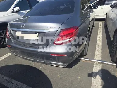 2018, Mercedes-Benz / E 300, 143434 км., gas