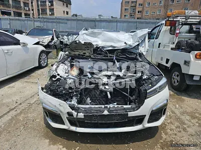 2022, BMW / 740i, 46440 км., gas