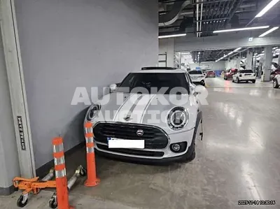 2023, MINI / cooper clubman, VIN: WMWKJ3100P2S74225, 28074 км., gas