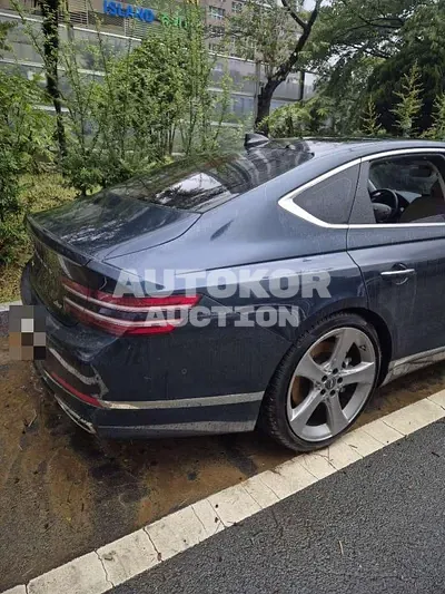 2022, Genesis / G80, 40734 км., gas, 2500 куб.см.