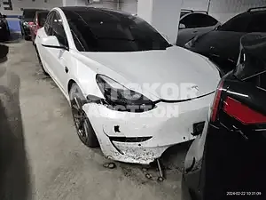 2021, Tesla / Model 3, VIN: 5YJ3E1EB0MF952325, 500500 км., electric