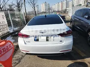 2016, Genesis / G80, 100000 км., gas, 3300 куб.см.