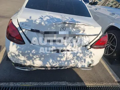 2020, Mercedes-Benz / C 200, 71764 км., gas