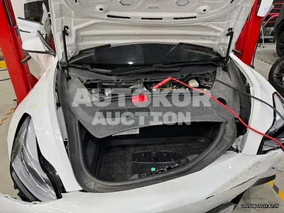 2021, Tesla / Model 3, 129262 км., electric