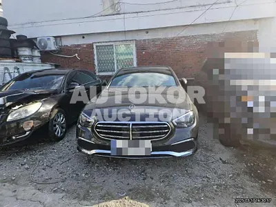 2021, Mercedes-Benz / E 220, 106227 км., diesel