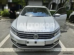2018, Volkswagen / Passat, gas