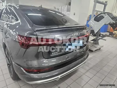 2022, Audi / e-tron sportback, 101757 км., electric