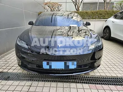 2024, Tesla / Model 3, 20294 км., electric