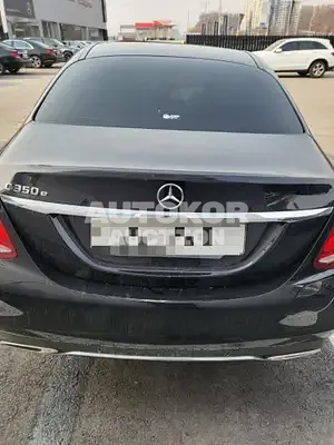 2018, Mercedes-Benz / C 350, VIN: WDDWF4HB8JR401918, 30881 км., hybrid