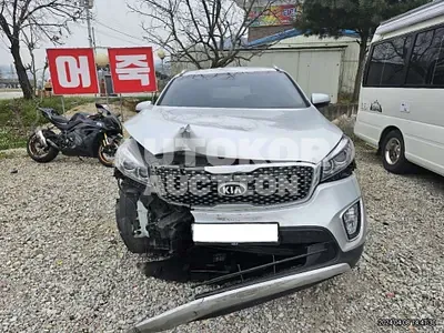 2016, Kia / Sorento, VIN: KNAPF81ABGA154868, 236885 км., diesel