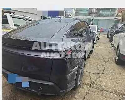 2025, Tesla / Model Y, 8252 км., electric