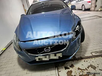 2015, Volvo / V40, 74031 км., diesel