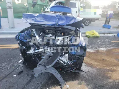 2025, Genesis / G70, 100000 км., gas, 2497 куб.см.