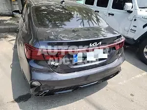 2023, BMW / Z1, VIN: KNAF541BEPA169837, 1000 км., gas, 1596 куб.см.