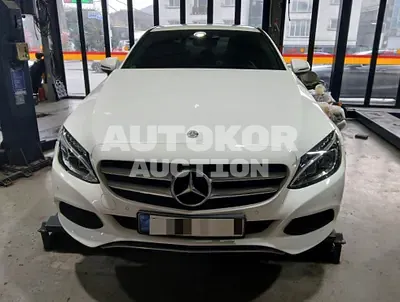 2018, Mercedes-Benz / C 220, 49400 км., diesel