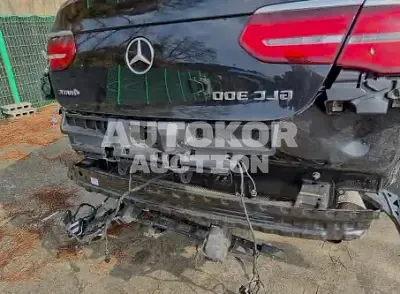 2019, Mercedes-Benz / GLC 300, VIN: WDC0J4KB9KF640012, gas