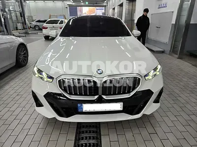 2025, BMW / 523, VIN: WBA41FL00TCW36608, hybrid, 1995 куб.см.