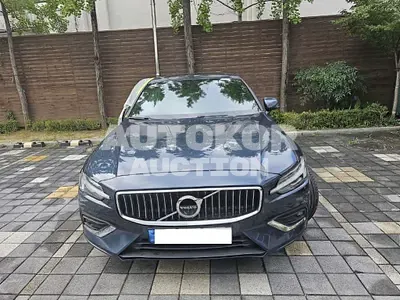 2022, Volvo / S60, VIN: 7JRZSL12DNG189106, 21103 км., gas