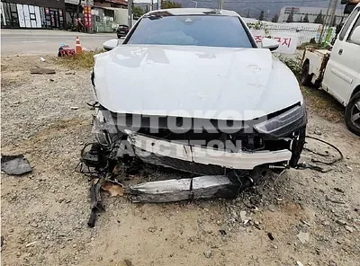 2020, Audi / A7, VIN: WAUZZZF2XLN053609, 34050 км., gas