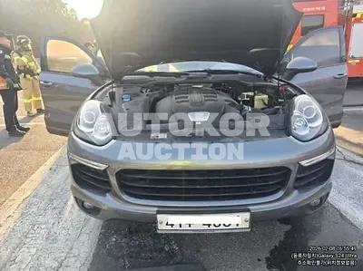 2016, Porsche / Cayenne, VIN: WP1AF2926GKA49218, 101441 км., diesel