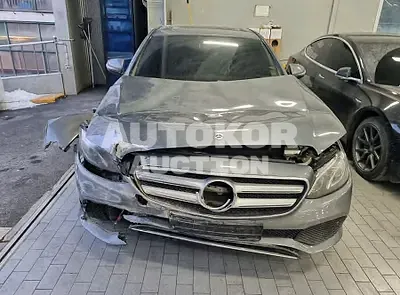 2019, Mercedes-Benz / E 300, VIN: WDDZF4JB0KA677243, gas