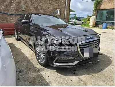2017, Genesis / G80, 137350 км., gas, 3778 куб.см.