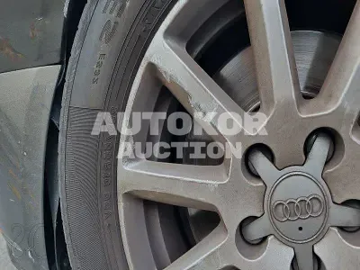 2016, Audi / A4, VIN: 30WAUACCFL6GA0014, 99729 км., gas
