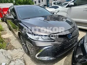 2023, Toyota / Camry, 15213 км., hybrid